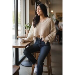 Zaful Distressed Cropped V-Neck Sweater Beige Chunky Knit Frayed Hem Grunge